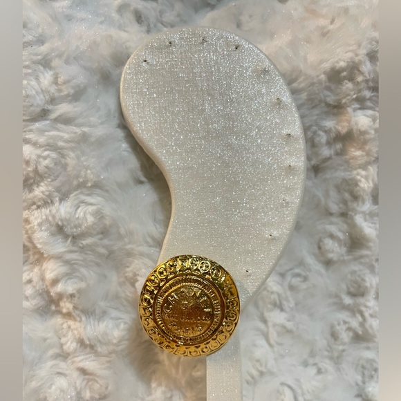 Chanel Gold Rue Cambon Earrings 💛 - Picture 7 of 8